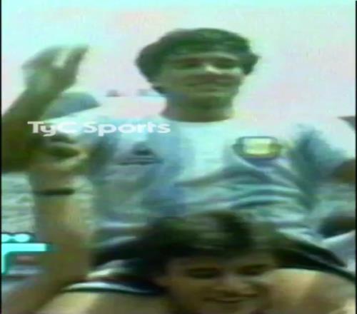 39年前阿根廷夺世界杯冠军，马拉多纳情绪崩溃哭成泪人