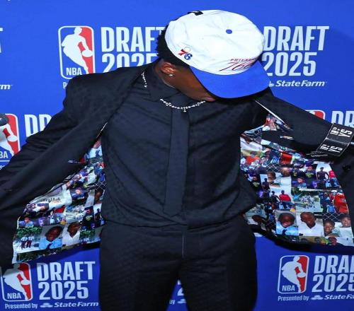 从2400人小岛打进NBA，他才真是“上乔下科”？