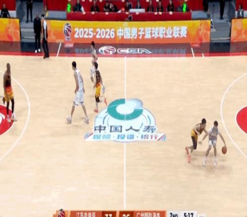 26岁广西球王，在质疑声中成为本土得分王