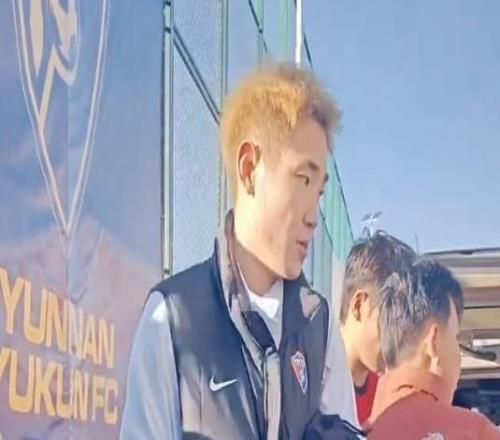 网传视频显示，长春亚泰门将王智峰已跟随云南玉昆冬训