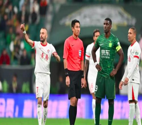 法比奥入围年度值得记住球员：大四喜夺最佳射手多次为球队落泪