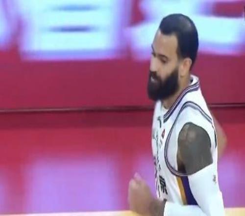 CBA里勒复出北控客场爆发以一场胜利结束2025