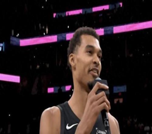 尚帕尼36分文班31分马刺逆转尼克斯，报了NBA杯一箭之仇