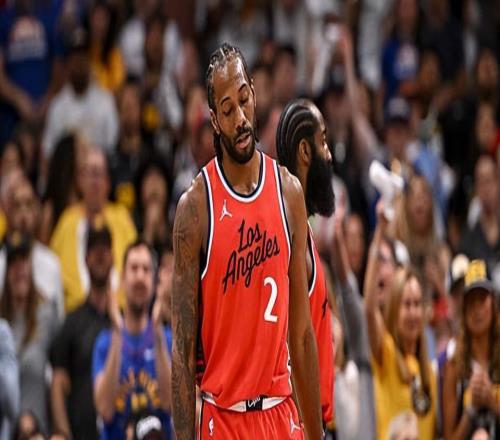 领先29分也不下！快船进入啃老模式，卢指导解锁伦纳德新用法