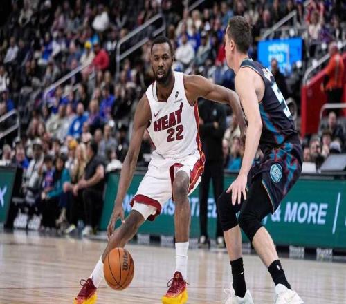 鲍威尔36+7三分热火险胜东部第一坎宁安31+8+11杜伦伤退