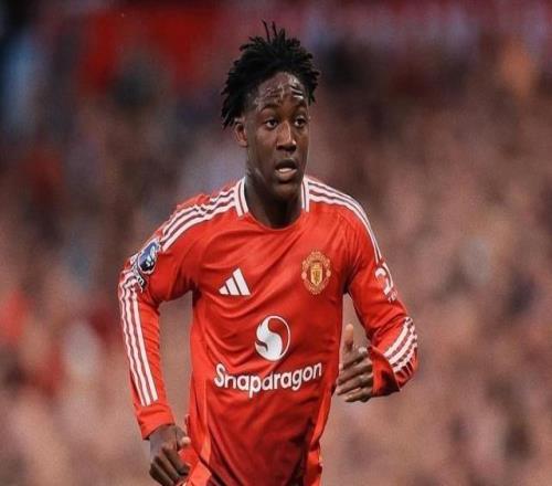 太阳报跟队：梅努仍不想放弃他在曼联的职业生涯