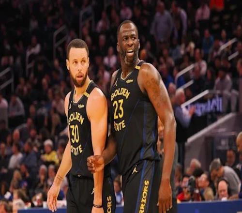 勇记：明日战雷霆追梦轮休，库里因脚踝扭伤出战成疑