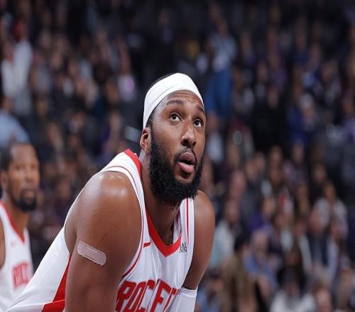 表现似乎也在出现下滑，火箭后场大闸可能要跌出轮换阵容了