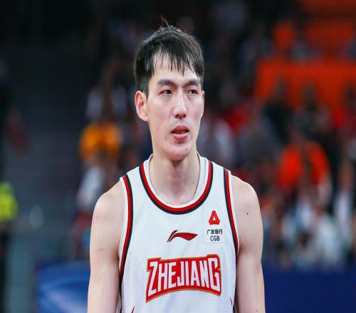 CBA广东VS浙江二番战，杜锋带队盼双杀对手，徐杰复出悬念揭晓