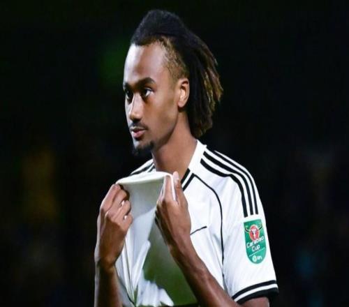 英超仅出场23分钟，德媒：拜仁考虑终止阿萨雷在富勒姆的租借