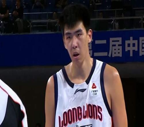 果然被罚了！杜锋爱徒为年轻付出代价，仅罚2万，CBA公司被批双标