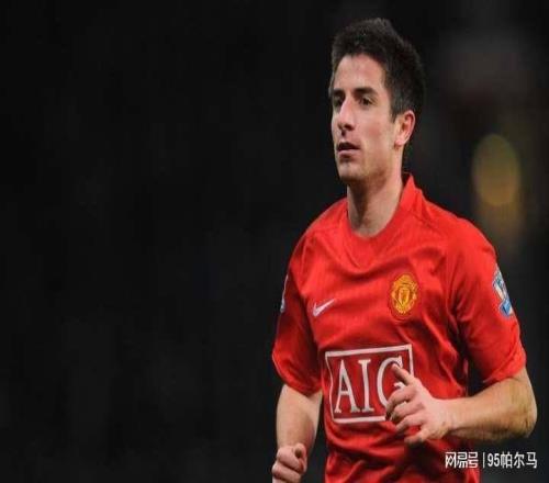 悲催的吉格斯接班人，加盟曼联踢3场球，中国淘金被欠工资