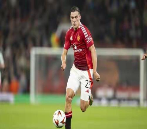 英超悲喜夜欧冠前五易主曼联创三大纪录曼城切尔西首发名单出炉