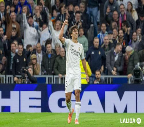 51！头号射手缺阵21岁奇兵联赛首球+完美戴帽13.8亿豪门4连胜