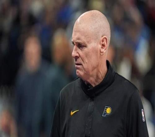 12连败追平队史最差！三人组轰79分仍输球，卡莱尔千胜又推迟