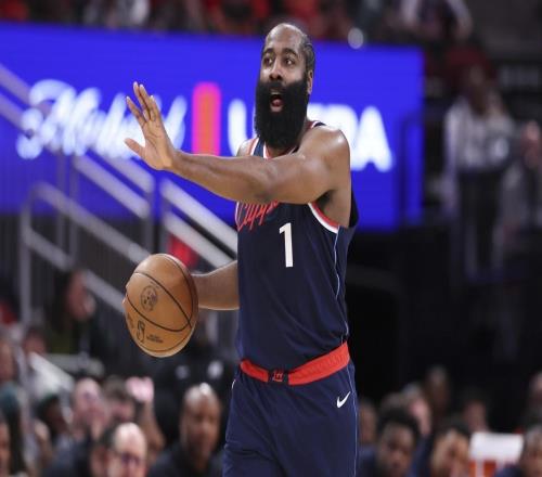 今夕是何年”！晒詹杜库卡登高光数据，书写不老传奇