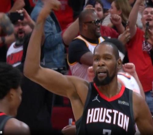 杜兰特超难度三分准绝杀太阳后爆笑细节：招手示意回家吧！