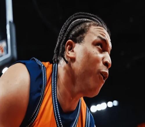 上海9977广厦3喜1忧！李弘权+内线统治级，偰李永炜展价值！