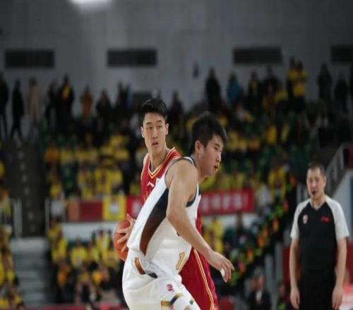 CBA唯一11战全败战队！四川最多落后31分惨负山西，原帅17分