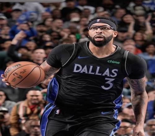 记者：老鹰对将鹈鹕首轮和里萨谢加入浓眉交易的提案完全没兴趣