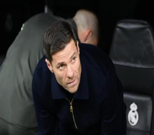 队报：皇马高层视西超杯为决定阿隆索未来的重要节点