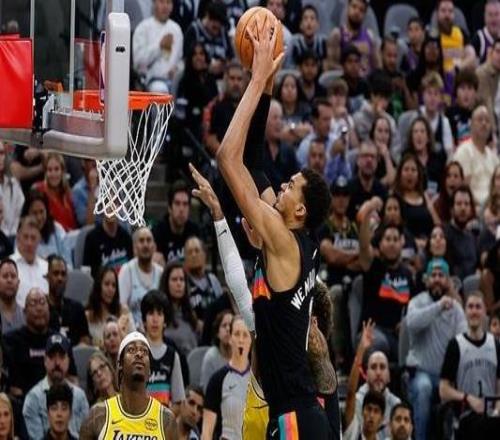 马刺主帅：会谨慎对待文班出场时间他接受球队安排