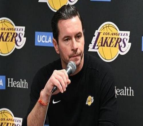 雷迪克：湖人近六场打得很拼想变强需要更多优质轮换