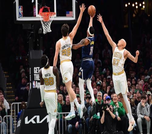 掘金4分险胜绿军！穆雷22分17助，布朗空砍33分！一战看清6个现实