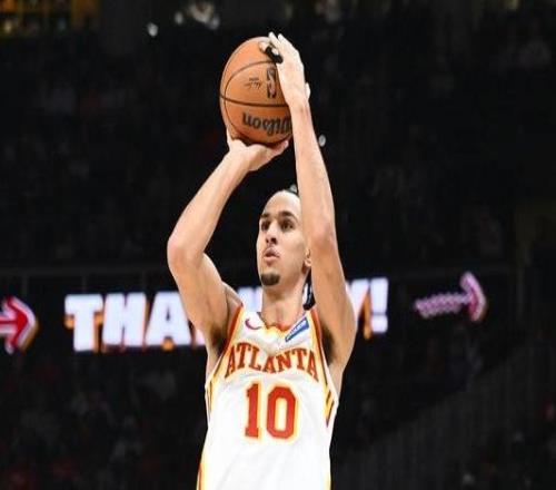 里萨谢25+8锡安22+8老鹰大胜鹈鹕送对手九连败