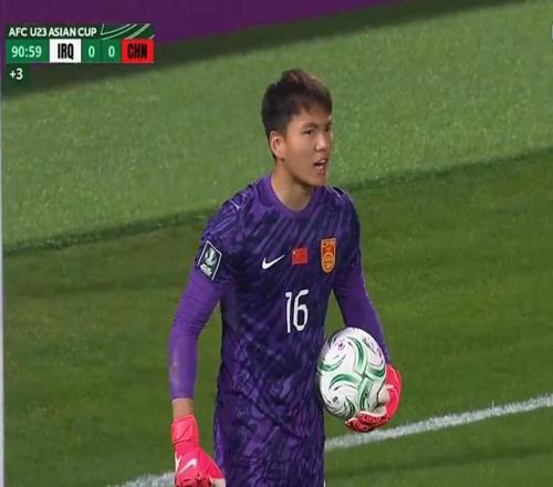 李昂一战封神留队希望大增！米兰或激活周俊辰铁人一细节业余了