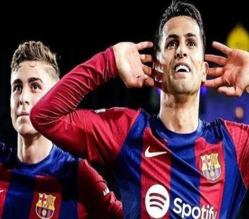 世体：坎塞洛将在周五接受巴萨的体检