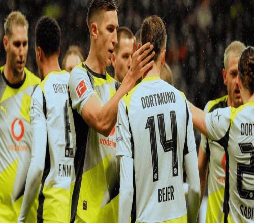 刺激的33！多特2次领先被逆转，第95分钟绝平，德甲9轮不败仍第2