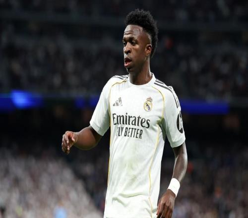 罗马诺：弗洛伦蒂诺希望维尼修斯留在皇马，并与他续约