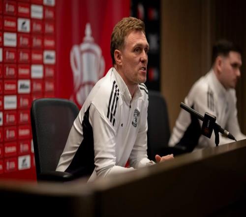 弗莱彻：就算不转正我也能接受，一直当U18梯队教练我也开心