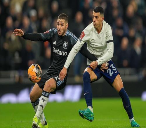 一场12让弗兰克主场出局：4场不胜，8亿欧豪阵也没用