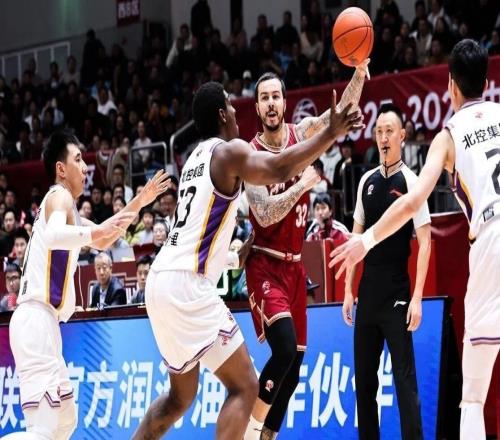 上一轮险胜四川男篮的北控男篮，客场惨败浙江不是很正常吗