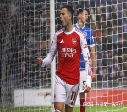 马丁内利：首次戴帽实现了我的梦想，会尽全力争取参加世界杯