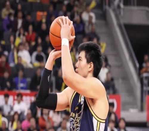 广东大胜同曦！焦泊乔暴走，三外集体打铁，郭昊文哑火！