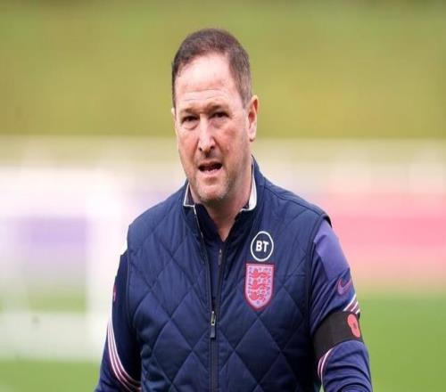 名记：前英格兰助教霍兰将加入卡里克在曼联的教练组