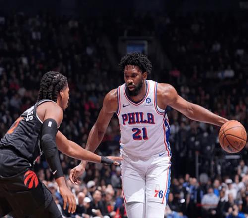 33分惨案！76人复仇猛龙，恩比德7失误，马克西狂轰33+4乔治划水