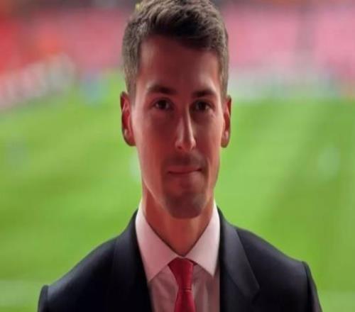 曼晚：曼联在招聘三名新的数据分析师以加强其数据分析部门