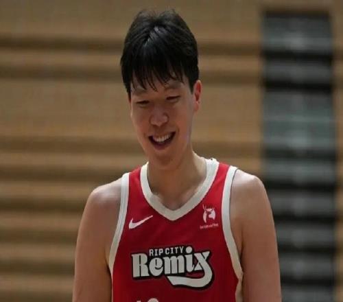 23岁新星爆砍22分，快船四连胜有悬念西部格局突然变了！