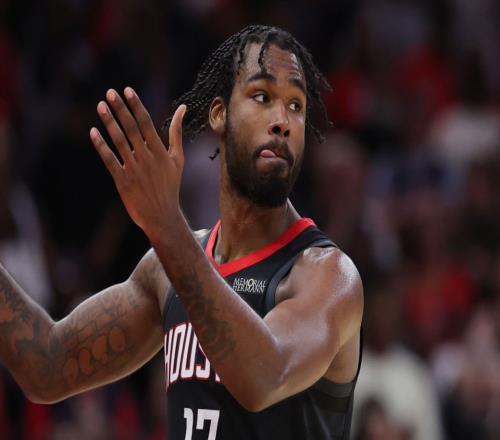 火箭无意莫兰特保罗！已与半数球队讨论交易多队询价伊森等三人