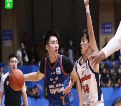 广东10476大胜四川，奎因36+11+6，胡明轩26分