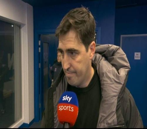 对无人可用表达不满，伊劳拉：球员都在说，他们需要人来帮忙