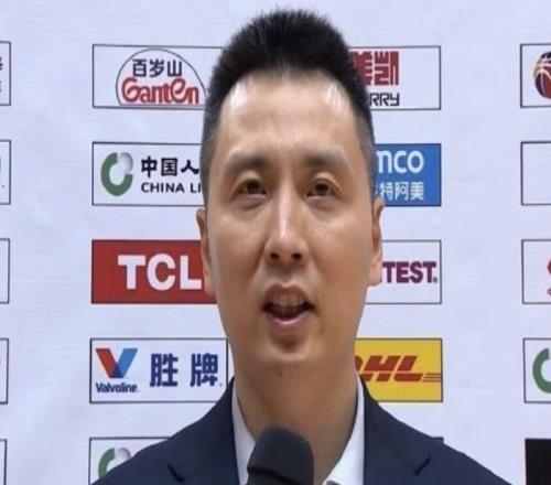 卢伟：两队交锋就是看谁心态好，下半场我们抛开杂念拿下了比赛
