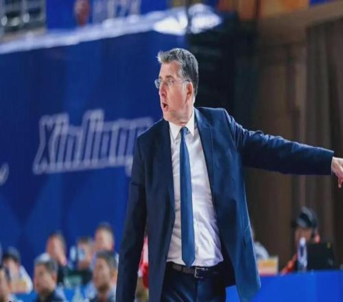 不想玩了！新疆男篮已将劳森、纳托尔合同转正，还能进季后赛吗