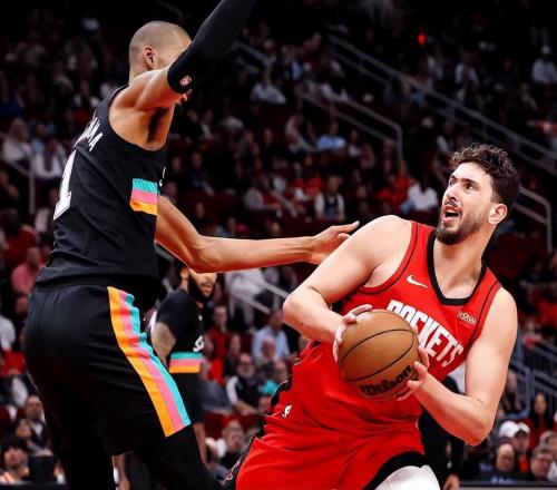 今日的NBA常规赛结束了所有比赛，最新积分榜如下！