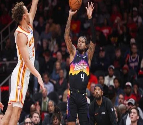 惨烈一战！两大核心先后伤退！末节仅12分大崩盘，湖人坐收渔利