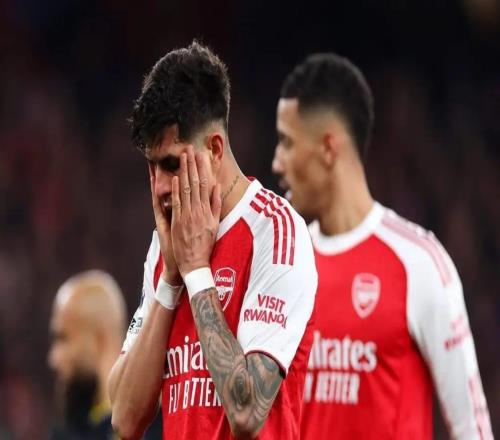 TA：枪手争冠最大敌人是自己，本赛季再无伤病、判罚等借口找